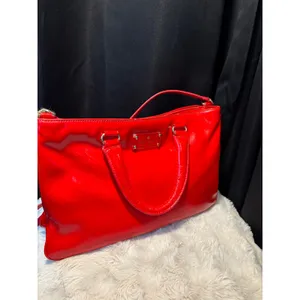 Kate Spade New York Red Patent Leather Satchel Crossbody Bag Gold Hardware thumbnail 11