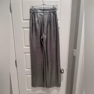 Anthropologie Hutch Silver Metallic Wide Leg Trouser Pants Size Small‎ NWT thumbnail 3