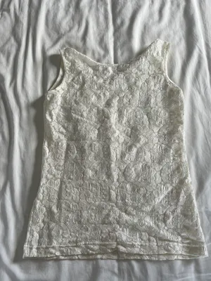 White Lace Top Size M thumbnail 1