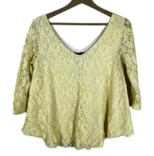 American Eagle Floral Lace V-Neck Blouse Yellow Boho 3/4 Sleeve Size M thumbnail 1