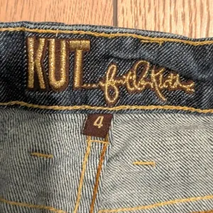 KUT From The Kloth Jeans Womens 4 Bootcut Boot Leg Stretch Dark Faded Denim Wash thumbnail 3