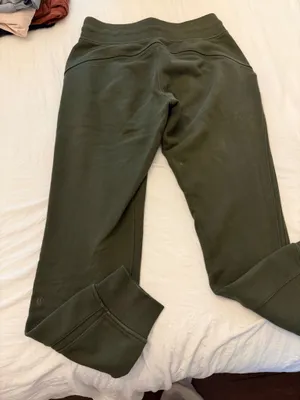 Lululemon Joggers Scuba thumbnail 3