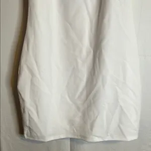 White Sleeveless Scoop Neck Dress with Faux Fur Accent Preowned thumbnail 8