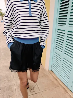 Nwt Zara Lace Trim Satin Shorts Size Xs thumbnail 2