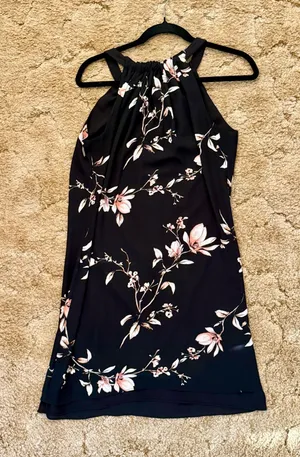 White House Black Market Black Floral Halter Shift Dress Size 4 thumbnail 1