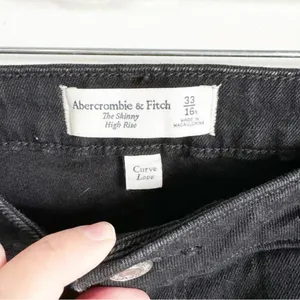 Curve Love High Rise Ankle Skinny Jeans Black Size 16 R/33 thumbnail 3