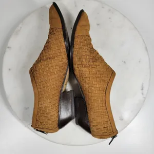 Amoura Papa Jimenez Mule Bootie Shoes Women 7.5 Brown Woven Slip On Pointed Toe thumbnail 10