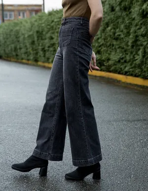 ✨Rollas Sailor Sz 26 Jean - Comfort 80s Black✨ thumbnail 3
