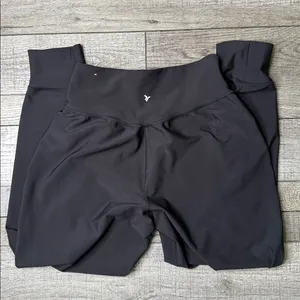 Old Navy Active Black High-Rise Joggers thumbnail 5