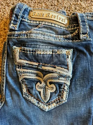 Rock Revival Jeans thumbnail 2