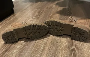 Universal Threads Brown Suede Boots thumbnail 4