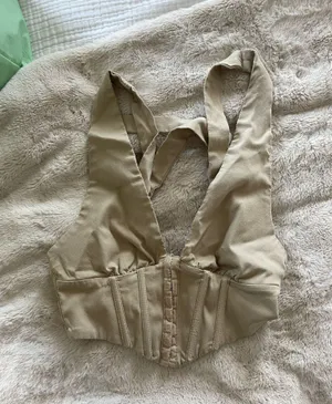 PacSun Top thumbnail 1
