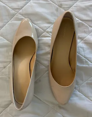 Liz Claiborne Heels thumbnail 1