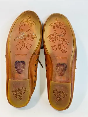 Born Women’s “Verna” Chestnut Brown Leather Perforated Loafer Flat Sz 6.5 thumbnail 11