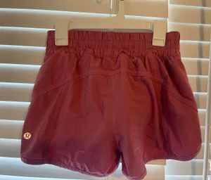 Lululemon Tracker Shorts 4in thumbnail 2