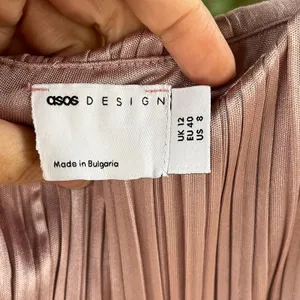 ASOS Design Women's Satin Pleated Maxi Dress Dark Rose Pink Size 8 thumbnail 6