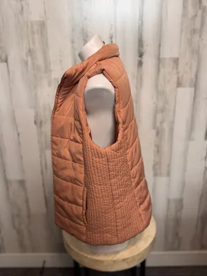 New York & Company Quilted Puffer Vest Womens XL Peach Blush Zip Stand Collar thumbnail 6