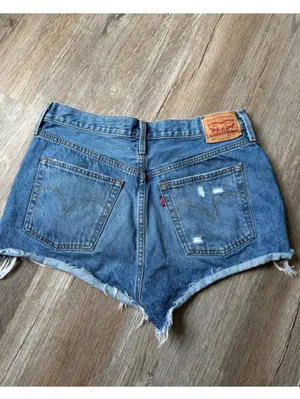 Levi’s 501 Button Fly Light Blue Distressed Denim Shorts Mini Shorts Size 31 32 thumbnail 2