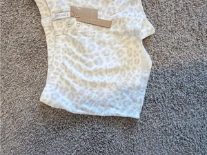 Skims heavy pointelle pacific leopard print shorts limited edition size xl NWT thumbnail 7