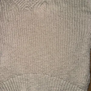 Cream sweater thumbnail 3