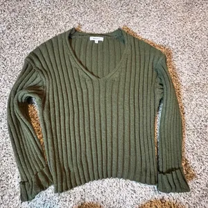 Vigoss Womens Olive Green Ribbed V-Neck‎ Sweater VC-W02428A Size Large thumbnail 1