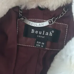 Beulah Style Maroon Vegan Leather‎ Jacket W/ Fur Trim Size Medium thumbnail 8