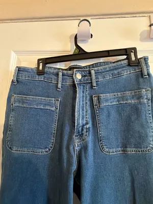 Free Assembly Women's High Rise Patch Pocket Flare Jeans thumbnail 10