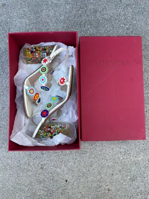 Valentino medallion beaded floral lucite-heel leather sandal size 37 thumbnail 16