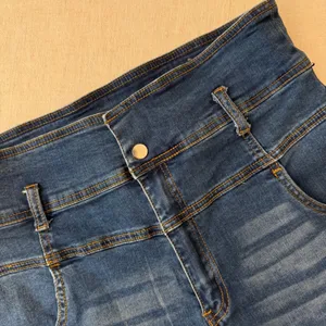 Almost Famous Womens‎ High Rise Denim Shorts Size 13 Blue Medium Wash thumbnail 4