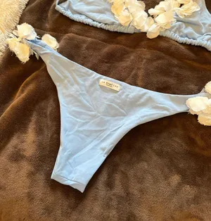 LaReveche Bikini thumbnail 5