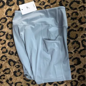 NWT! Small GYM SHARK Pocket Shorts - Blue thumbnail 7