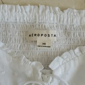 Aeropostale Cute White Ruffle Shirt NWT thumbnail 2