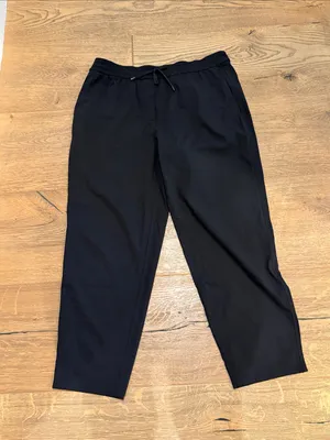 Lululemon Tapered-Leg Mid-Rise Pant 7/8 Length‎ *Luxtreme black large thumbnail 2