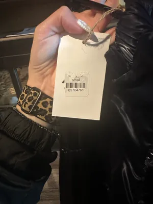 Boutique Top thumbnail 3