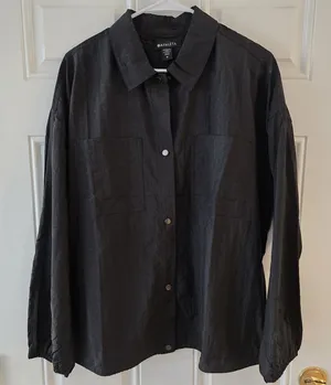 Athleta Button Front Nylon Shirt Black Women’s Medium Oversized Lightweight NWOT thumbnail 1