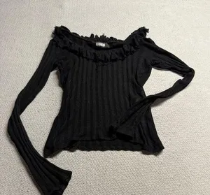 Reformation Black Ruffle Long Sleeve Knit Sweater Small Tencel & Flax Blend EUC thumbnail 1