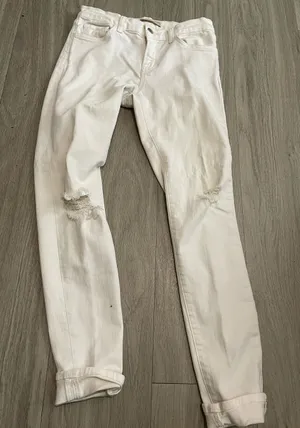 J Brand White Skinny Jeans with Knee Distress thumbnail 1