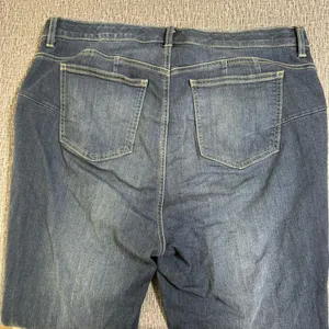 Torrid Women’s Bombshell Skinny Button Fly Jeans thumbnail 6
