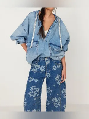 NWT Free People We The Free Good Luck Printed Barrel Jeans - laser Daisy - 33 thumbnail 7