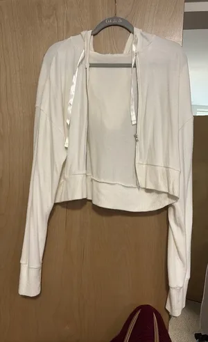 Forever 21 Zip-Up Hoodie Cropped thumbnail 1