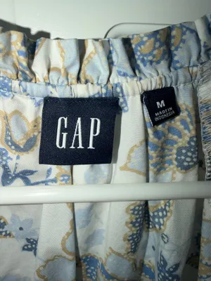 Gap Women’s Medium Summer Top  thumbnail 2