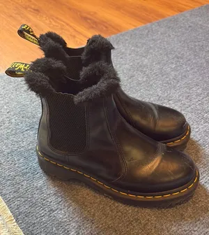 Dr. Martens boots thumbnail 1
