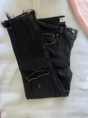 Jeans thumbnail 2