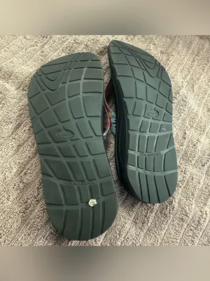 Chaco Women's Black Flip Flops with Floral Straps and Mustard Toe Post SZ:9 thumbnail 6