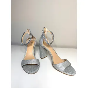 Jewel Badgley Mischka Silver Glitter‎ Strappy Block Heels Women's Size 8.5 thumbnail 2