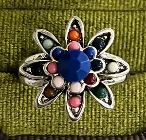 Multicolor Flower Cluster Ring with Blue Center - Size 9 NWT thumbnail 1