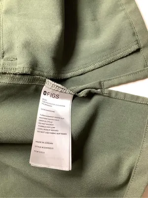 FIGS Casma Three Pocket Medical Scrub Top Olive Green V Neck Women’s Size XS EUC thumbnail 7