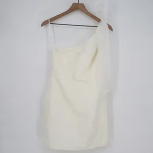 Lulus Unique Perfection Mini Dress Womens M White Floral Jacquard One-Shoulder thumbnail 2