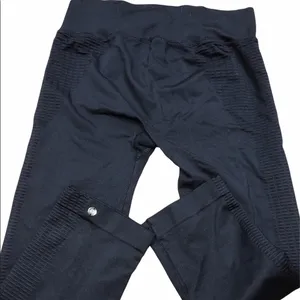 Brooks Pure Project Small black athletic leggings thumbnail 2