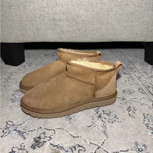 UGG Ultra Mini Chestnut Boots thumbnail 4